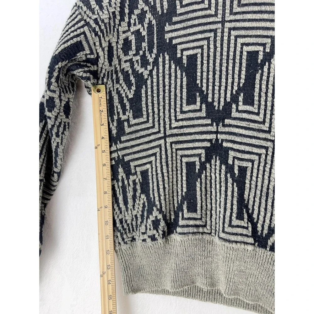 Cambridge‎ Classics Sweater Mens Small Gray Black Geometric Knit Pullover
